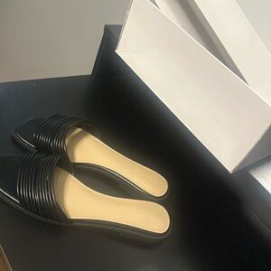 Brand New Kelly Rowland Sandals